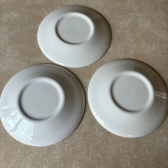 Blue Willow 6” Vintage Plates - Picture 3 of 3